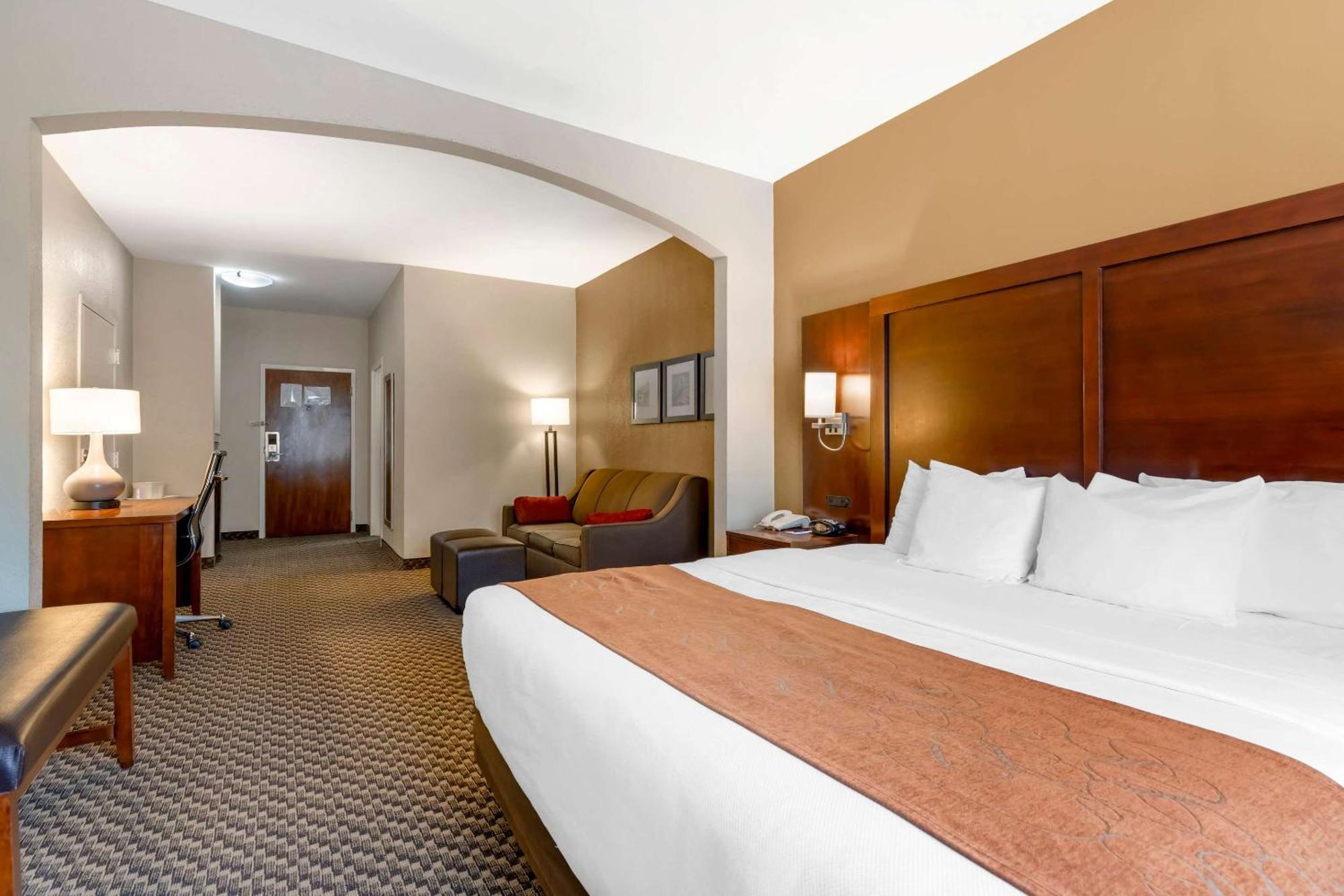 Comfort Suites Port Allen - Baton Rouge Exterior photo