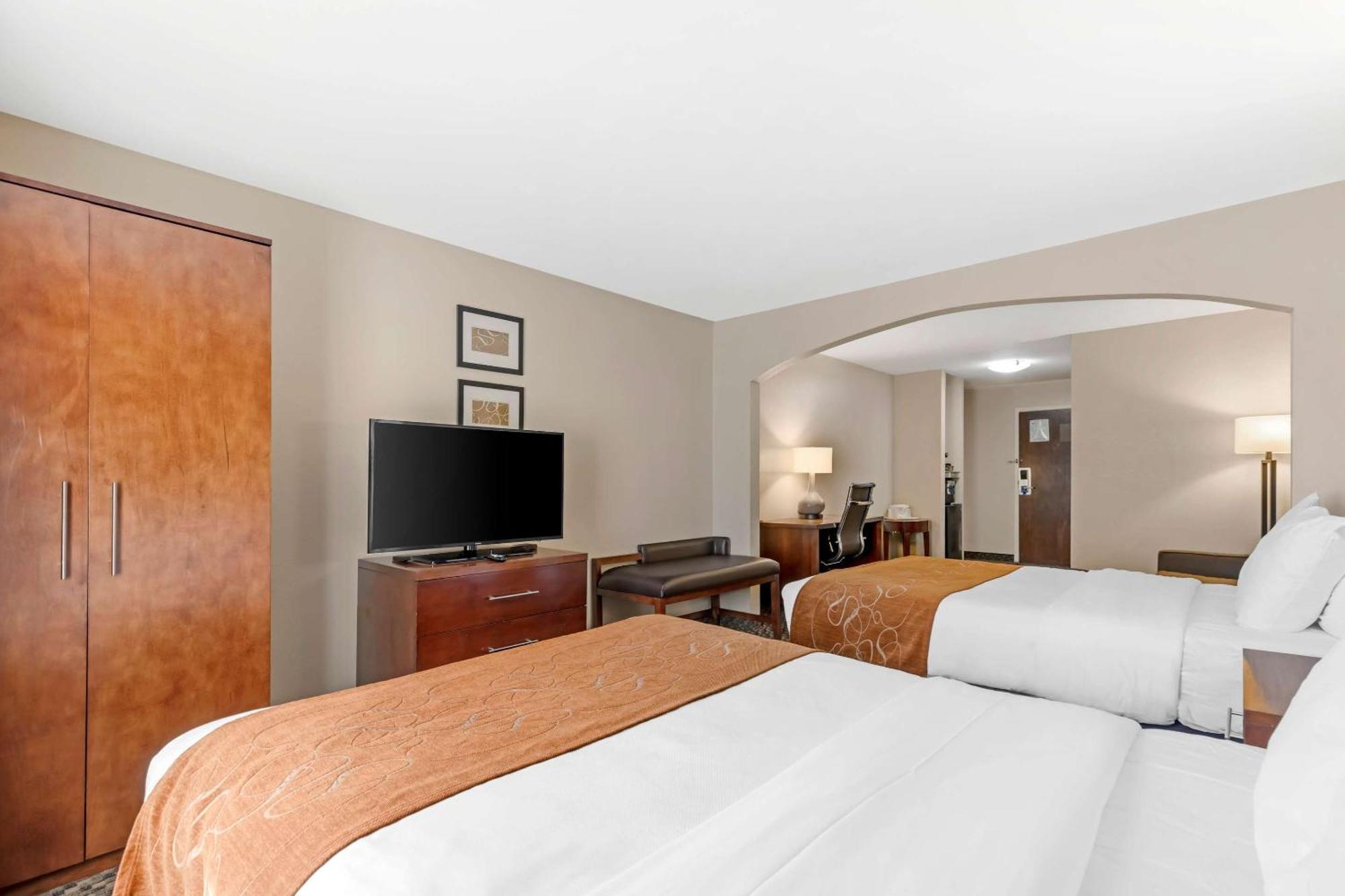Comfort Suites Port Allen - Baton Rouge Exterior photo