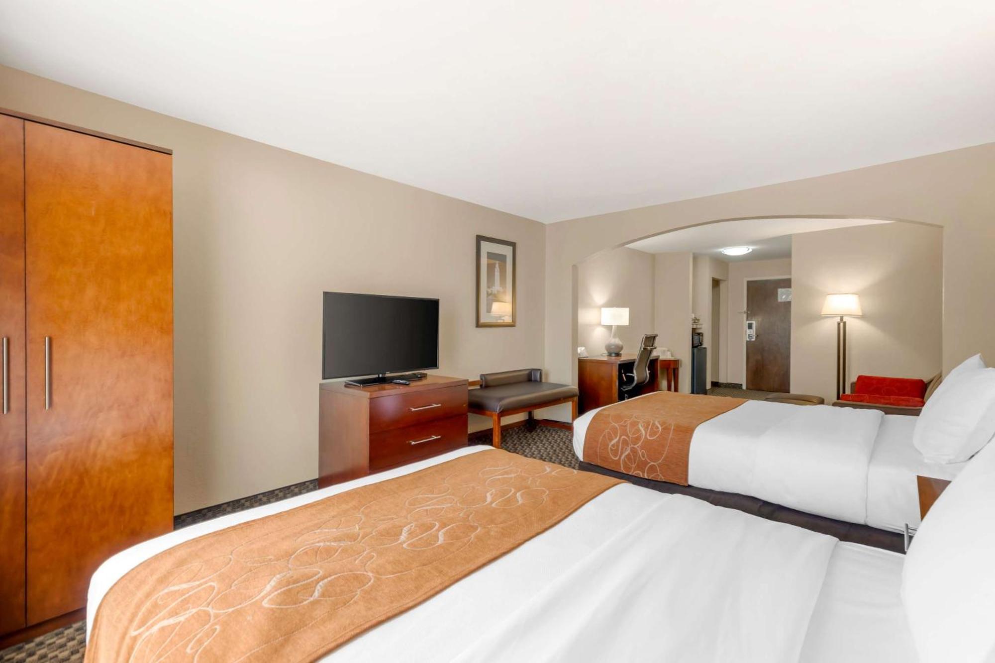 Comfort Suites Port Allen - Baton Rouge Exterior photo