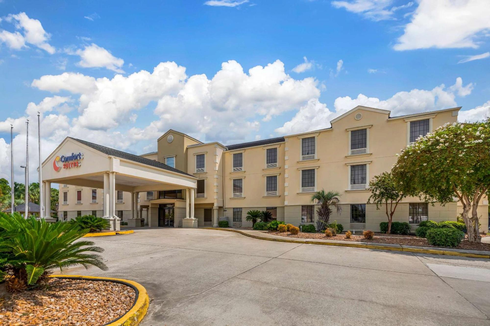 Comfort Suites Port Allen - Baton Rouge Exterior photo