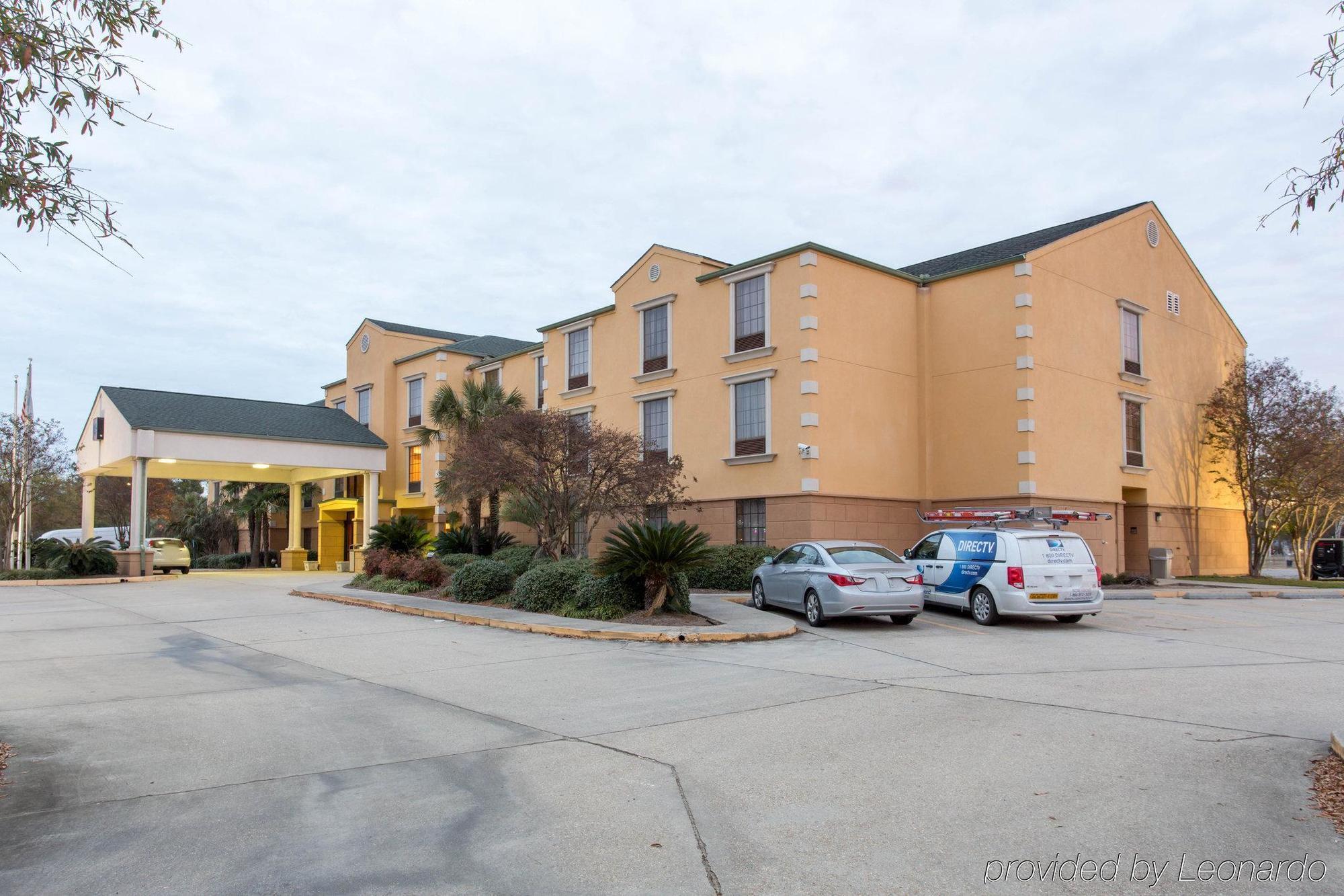 Comfort Suites Port Allen - Baton Rouge Exterior photo