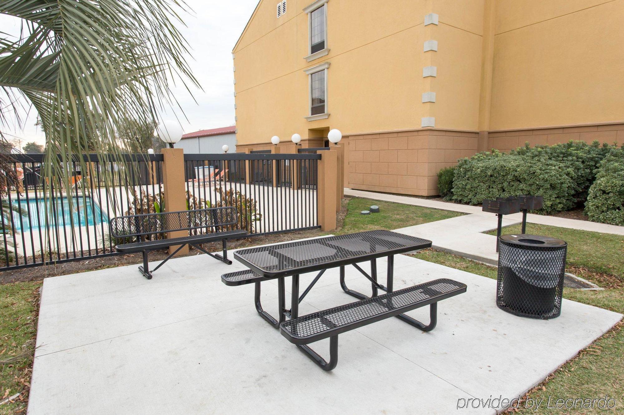 Comfort Suites Port Allen - Baton Rouge Exterior photo
