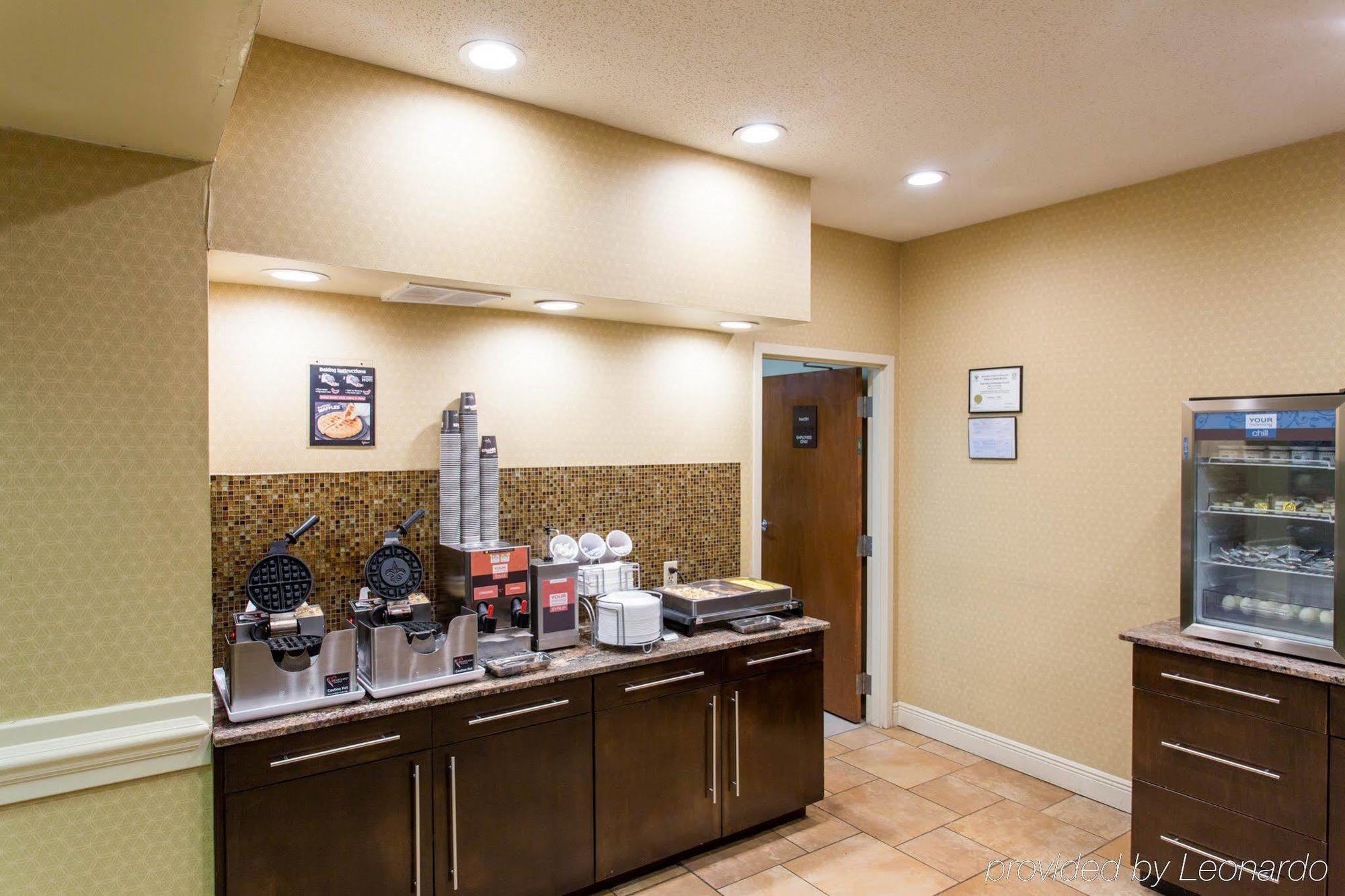 Comfort Suites Port Allen - Baton Rouge Exterior photo