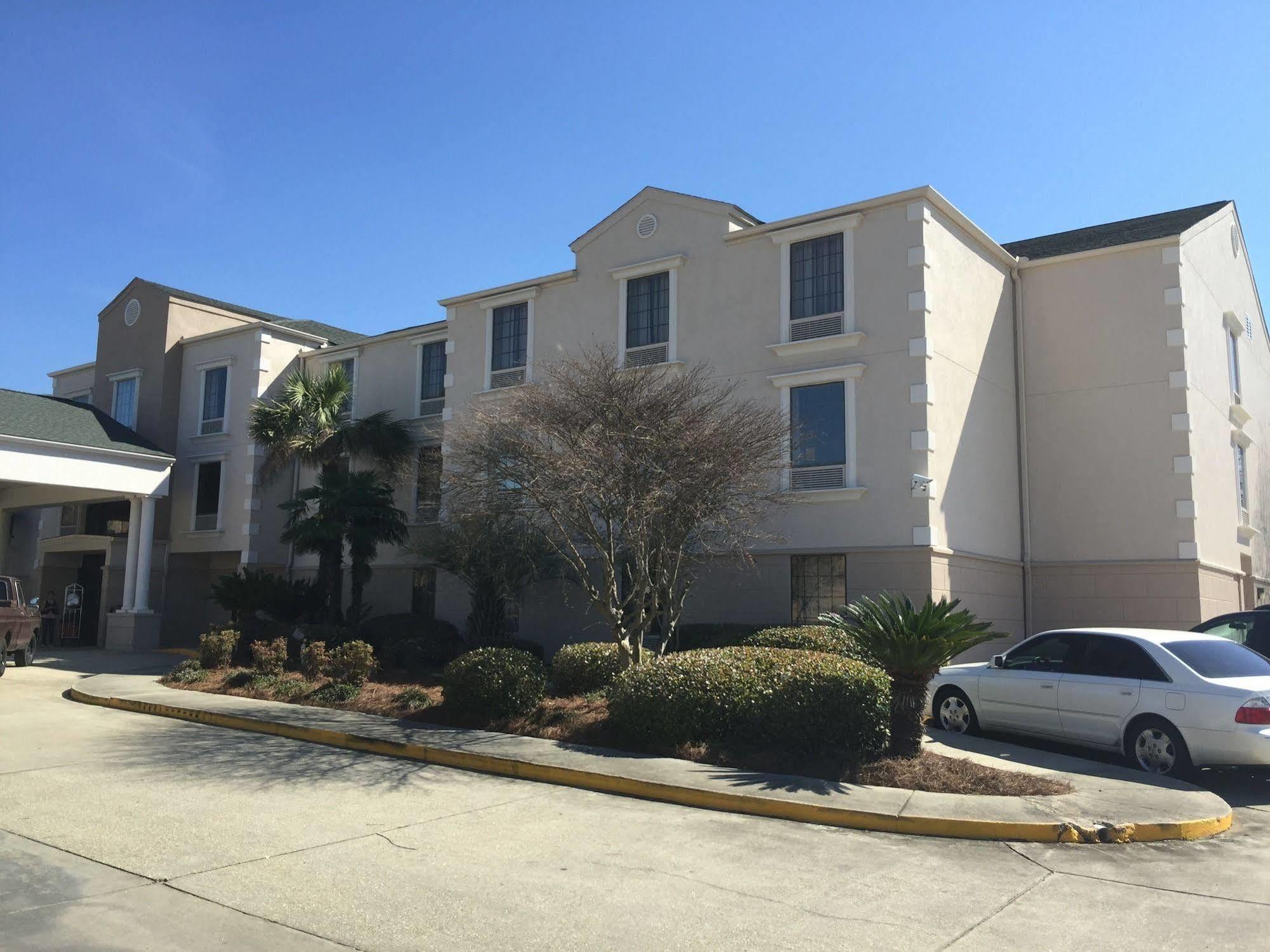 Comfort Suites Port Allen - Baton Rouge Exterior photo